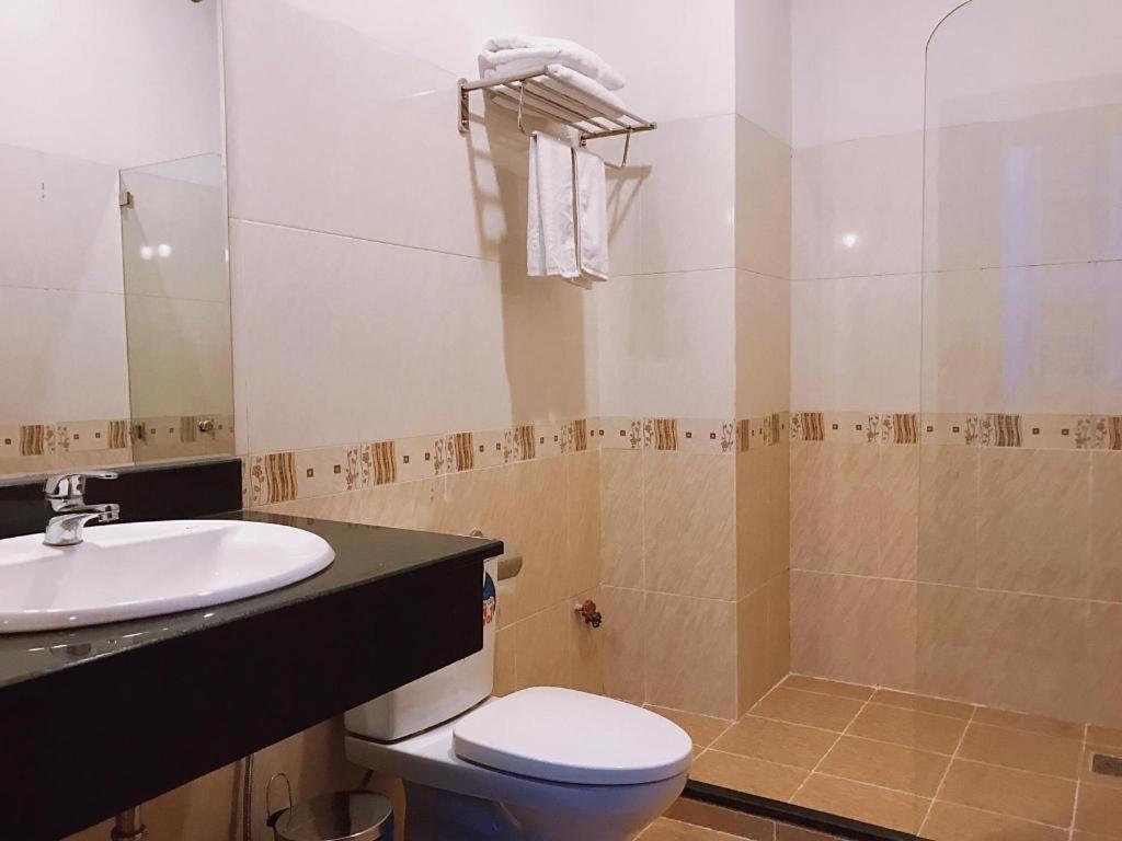 בואון מה ת'וט Lucky Star Hotel מראה חיצוני תמונה